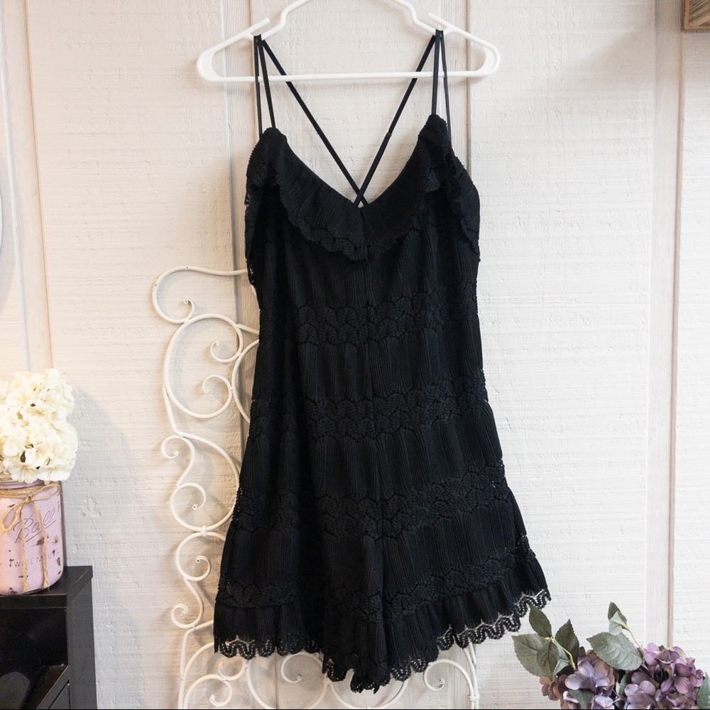 GUESS Vita Mixed-Lace Ruffled Romper - Picture 1 of 8